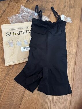 Shaperyx Black Sculpting Full-Body Shaper with Adjustable Straps